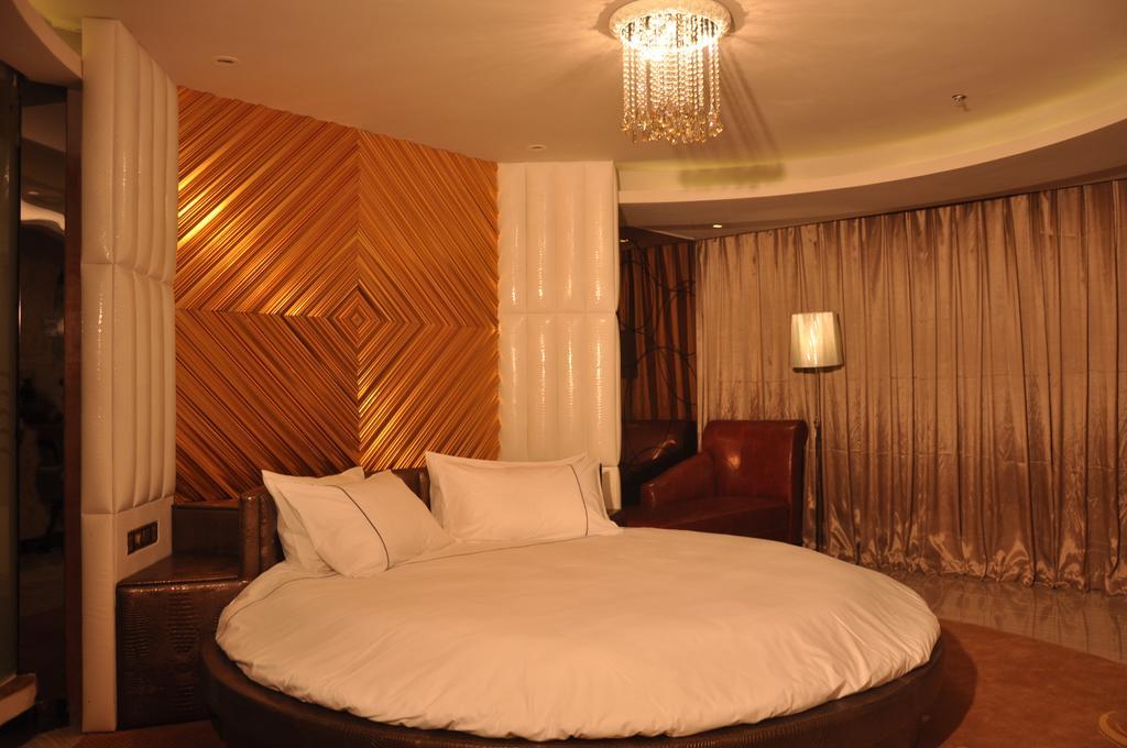 Li Yang Hotel Гуанджоу Стая снимка